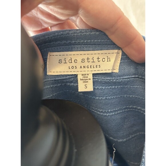 Side Stitch Soft-Textured Slub Stripe Button-Down Top Navy Blue Size Small - Picture 2 of 5